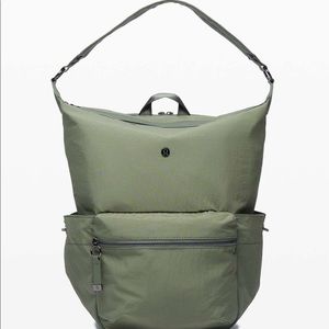 NWOT Lululemon Easy Days Convertible Backpack